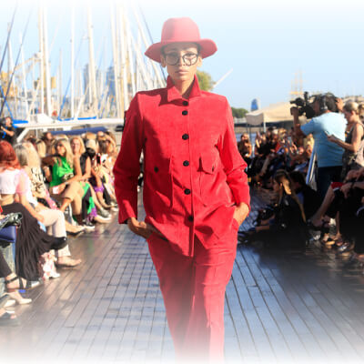 Deja atrás la ropa cómoda y luce una imagen confortable con la colección FW23 de Adriana Costantini