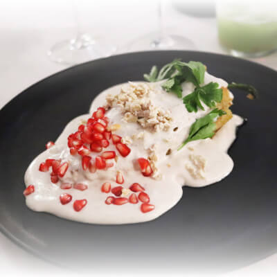 Gastronomía Palacio da la bienvenida a la temporada de chiles en nogada