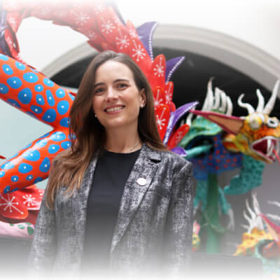 Come to Renacer and support the programs of the Museum of Popular Art