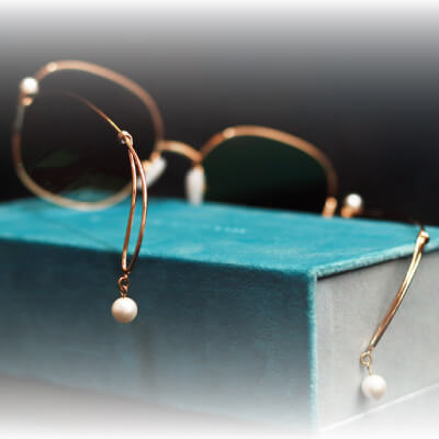 Art in the Gaze, For Art’s Sake