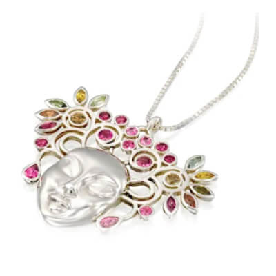 Feminine magic in your jewelry