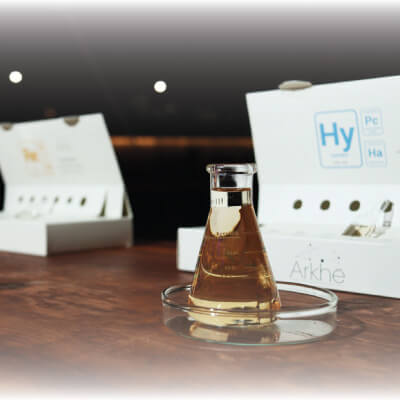 Natural beauty in your hair with Arkhé