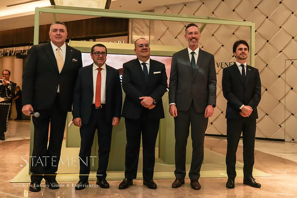 directivos y personalidades en la inauguración al festival Mexico Francia en Palacio de Hierro Polanco