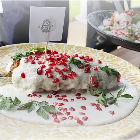 chiles en nogada