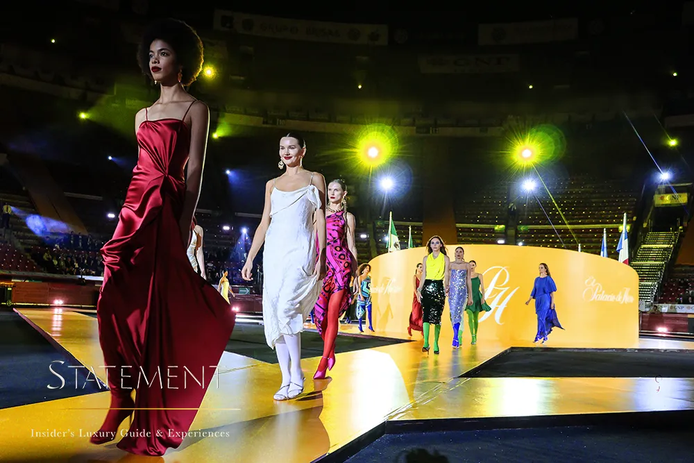 Modelos durante el cierre del Gran Desfile de Otoño 2026 de El Palacio de Hierro