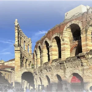 Arena di Verona La Traviata x Moulin Rouge en la Arena di Verona