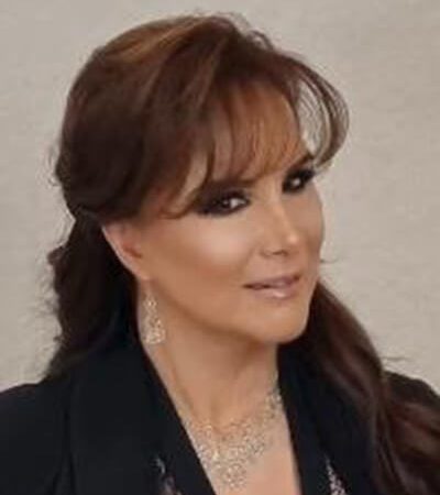 Veronica-Alfaro-Vasallo-mexihouse-artist-container